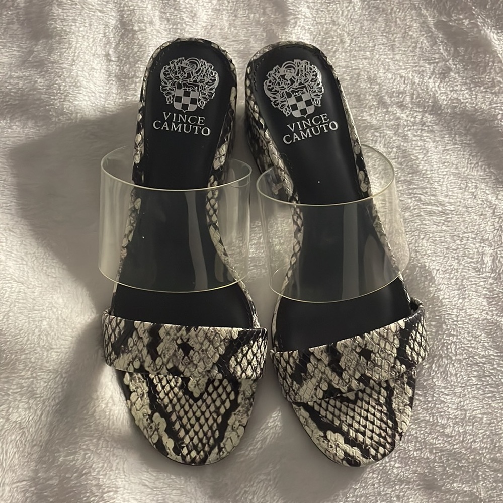 Block Heel Mule  NWOT